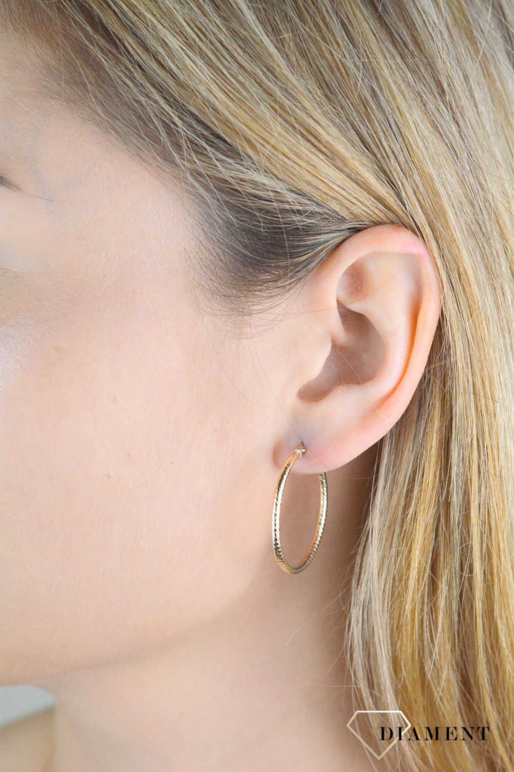 Złote kolczyki damskie 375 owalne KL 11226 375.jpg